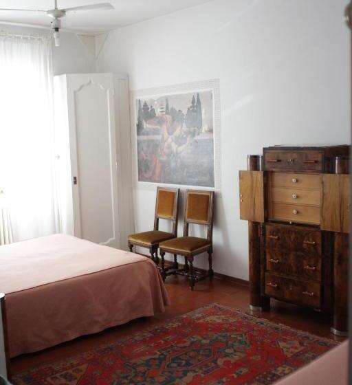 اتاق استاندارد سه نفره, B&b Alle Querce