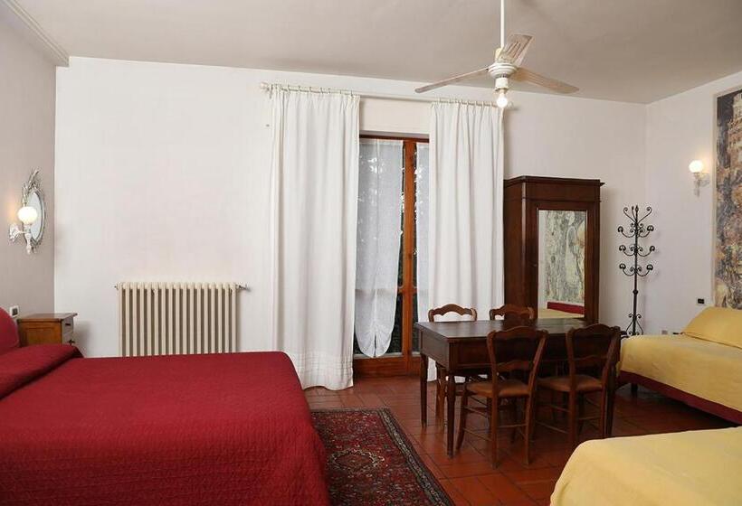 اتاق استاندارد چهار تخته, B&b Alle Querce