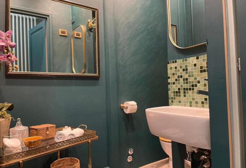 Standard room with outdoor bath, B&b Colombo By Addler House Ospitality