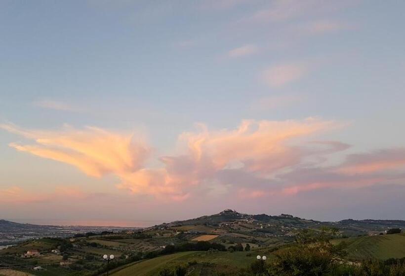 غرفة قياسية ثلاثية, B&b Villa Sole