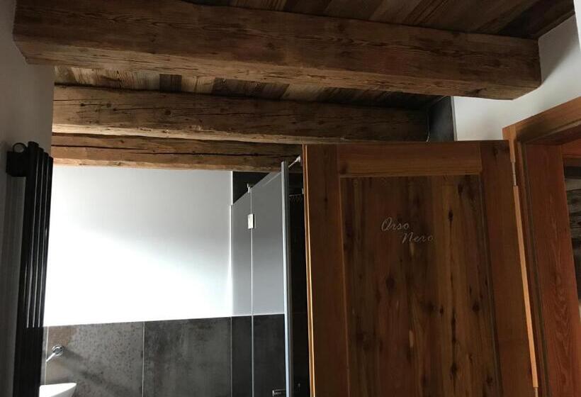 جناح جونيور ديلوكس, Grizzly Haus & Frosch Restaurant   Teritoria