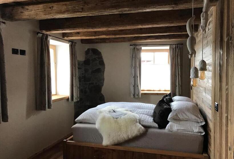 جناح سوبيريور, Grizzly Haus & Frosch Restaurant   Teritoria