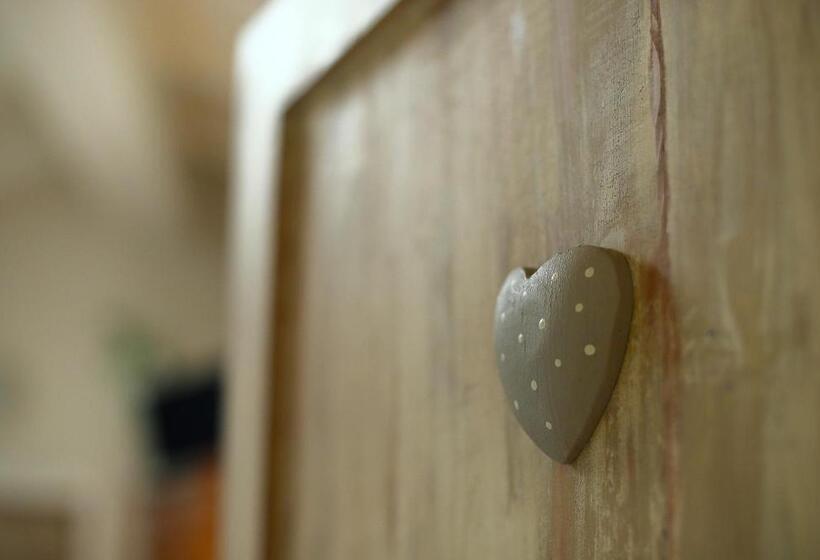 Deluxe Szoba, Tramontodivino B&b