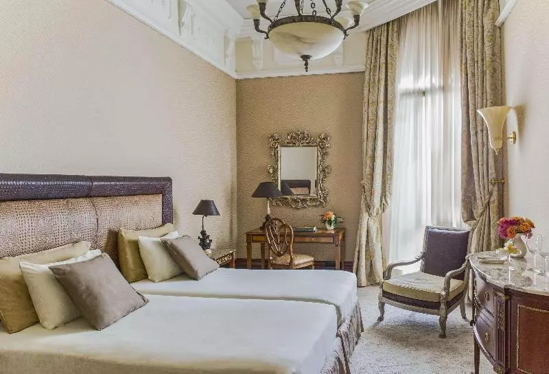 Camera Premium, Anantara Palazzo Naiadi Rome Hotel   A Leading Hotel Of The World