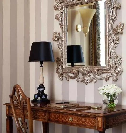 Suite Junior, Anantara Palazzo Naiadi Rome Hotel   A Leading Hotel Of The World