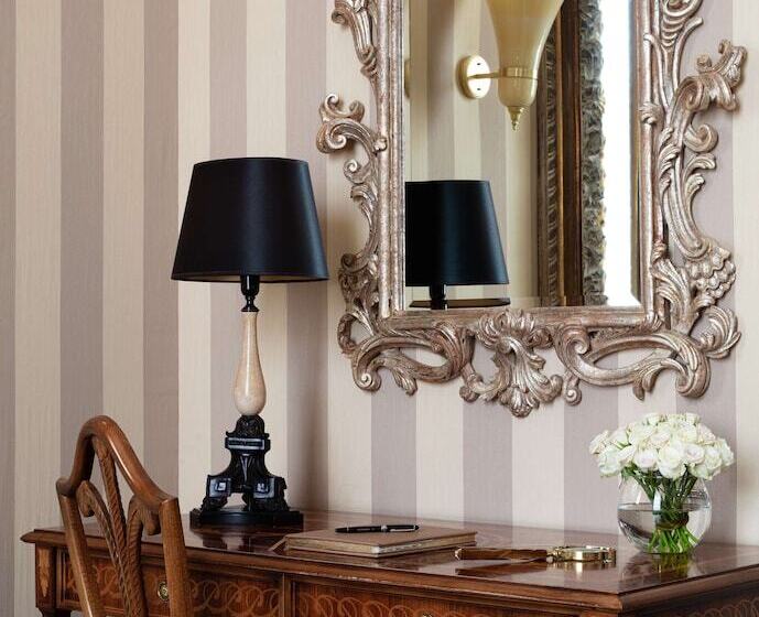 Suite Junior, Anantara Palazzo Naiadi Rome Hotel   A Leading Hotel Of The World