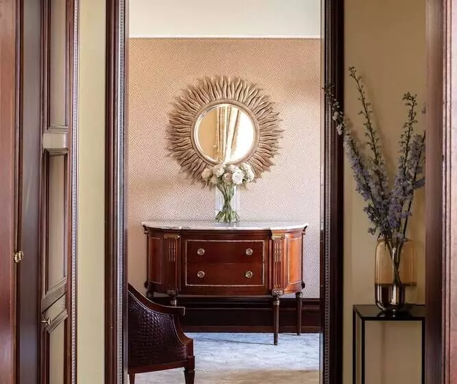 Suite Junior con Vista, Anantara Palazzo Naiadi Rome Hotel   A Leading Hotel Of The World