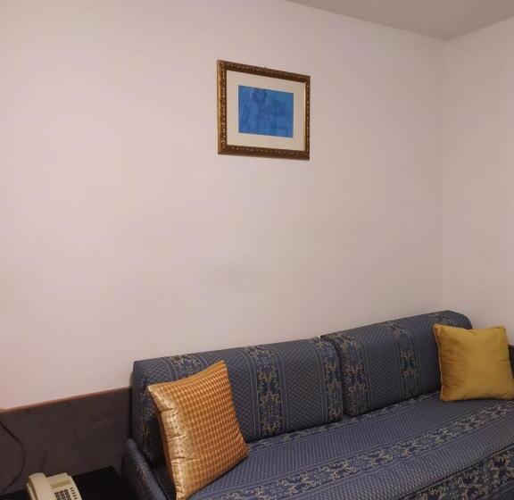 اتاق استاندارد یک نفره, Atlantide