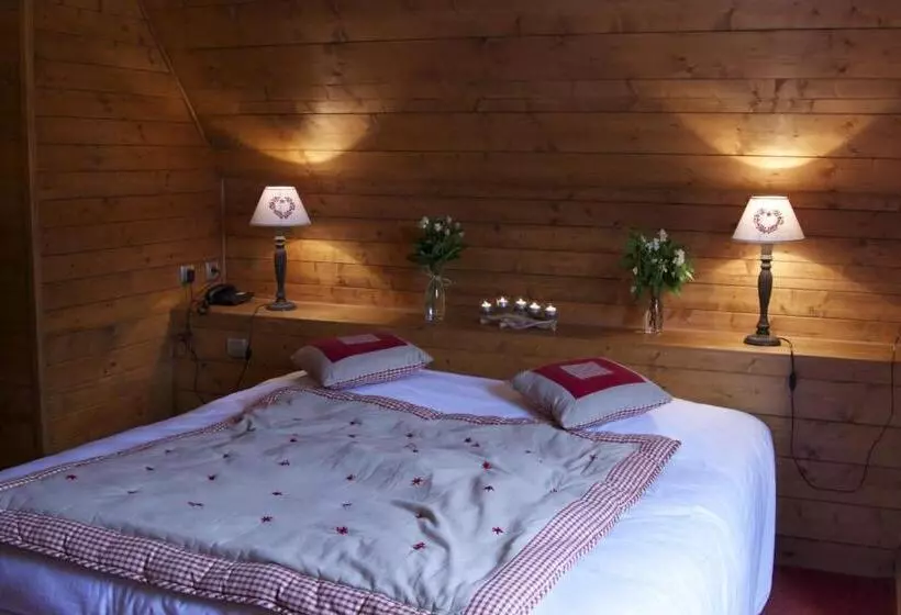 コンフォートルーム, Auberge Du Brand