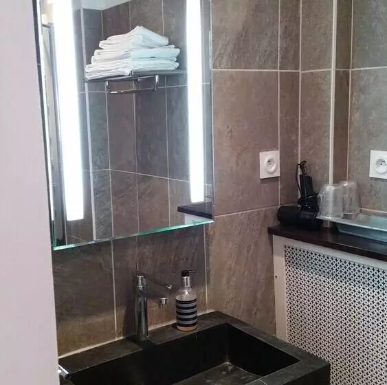 Standard Kolmen Hengen Huone, Chambres D Hôtes & Spa Les Perce Neige