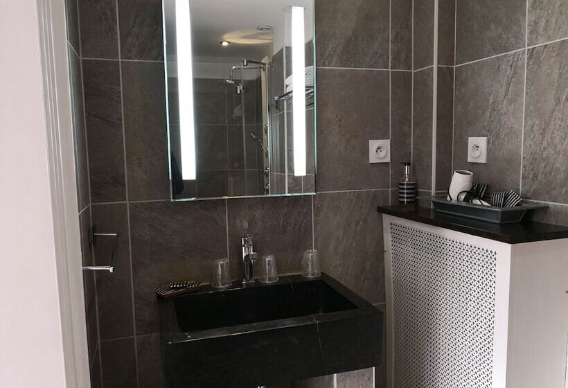 スタンダードトリプルルーム, Chambres D Hôtes & Spa Les Perce Neige