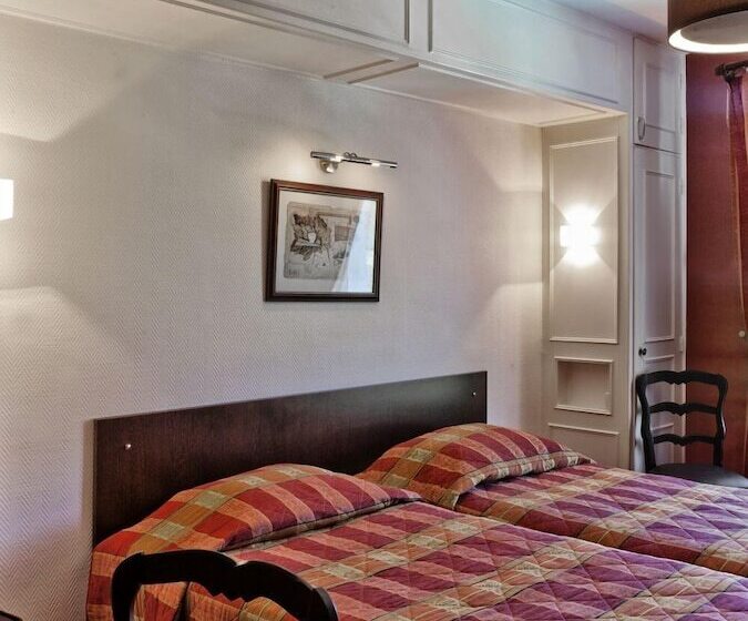 غرفة قياسية ثلاثية, Des Bains Et Résidences