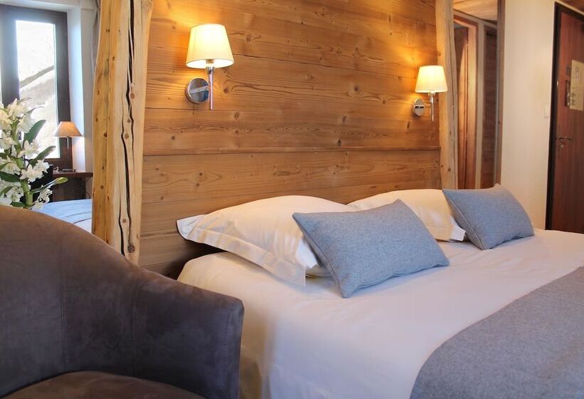 اتاق استاندارد سه نفره, Du Cret Rond