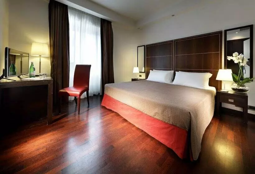 اتاق استاندارد سه نفره, Exe International Palace