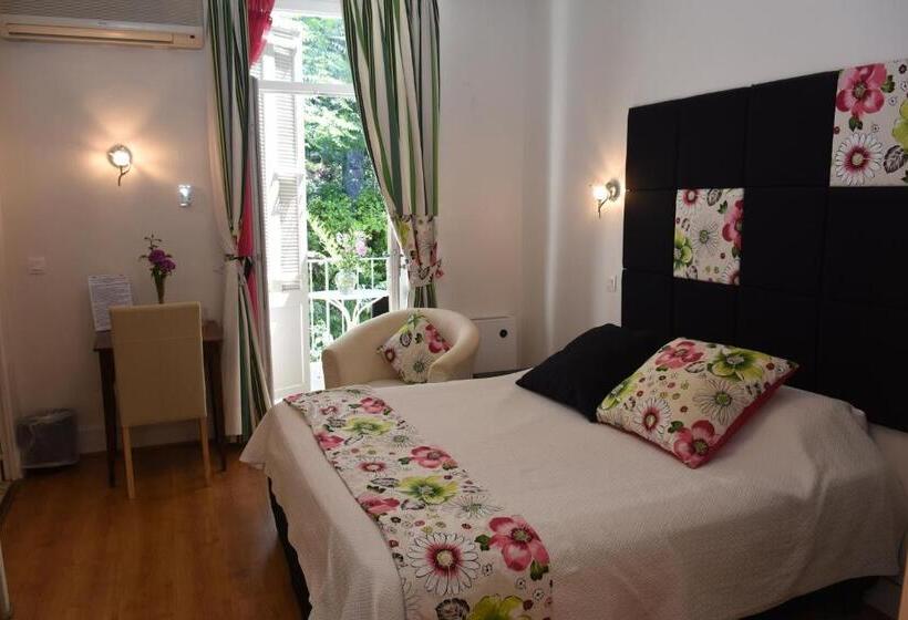 스탠다드 룸, Logis Hôtel Restaurant Grand Hôtel De Lyon