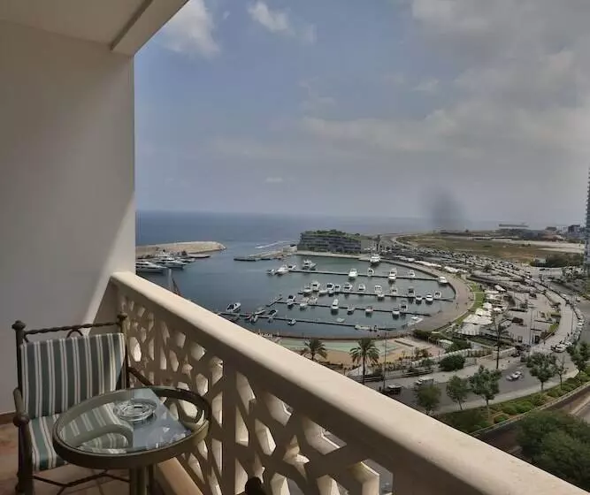 اتاق پرمیوم با چشم‌انداز دریا, Intercontinental Phoenicia Beirut, An Ihg