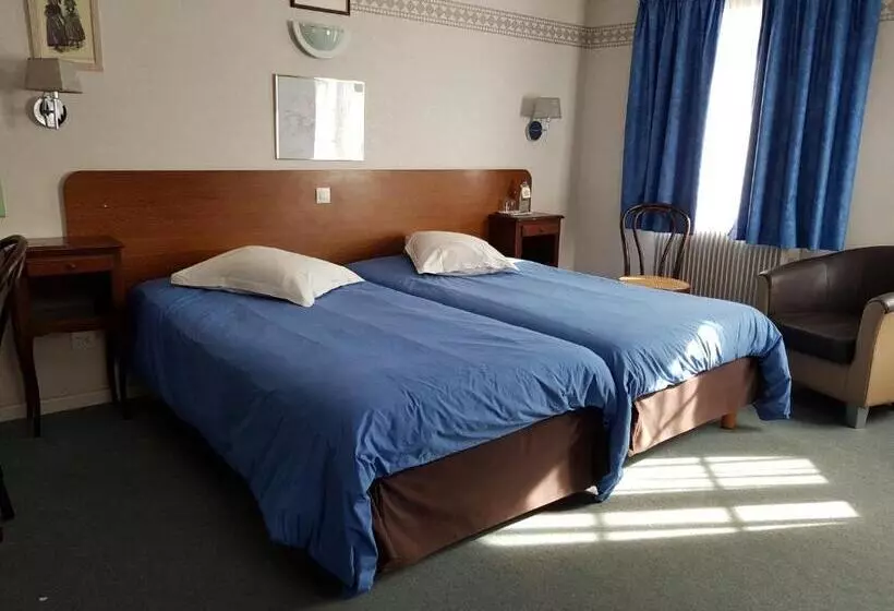 Standard Neljän Hengen Huone, La Bonne Franquette