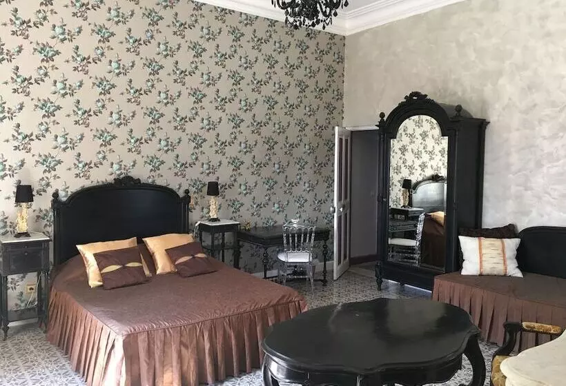 スイート, Le Mogador Château Du Martinet
