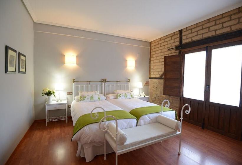 스탠다드 룸, Ruta Imperial