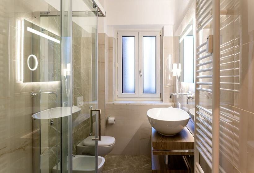 اتاق سوپریور, Victoria