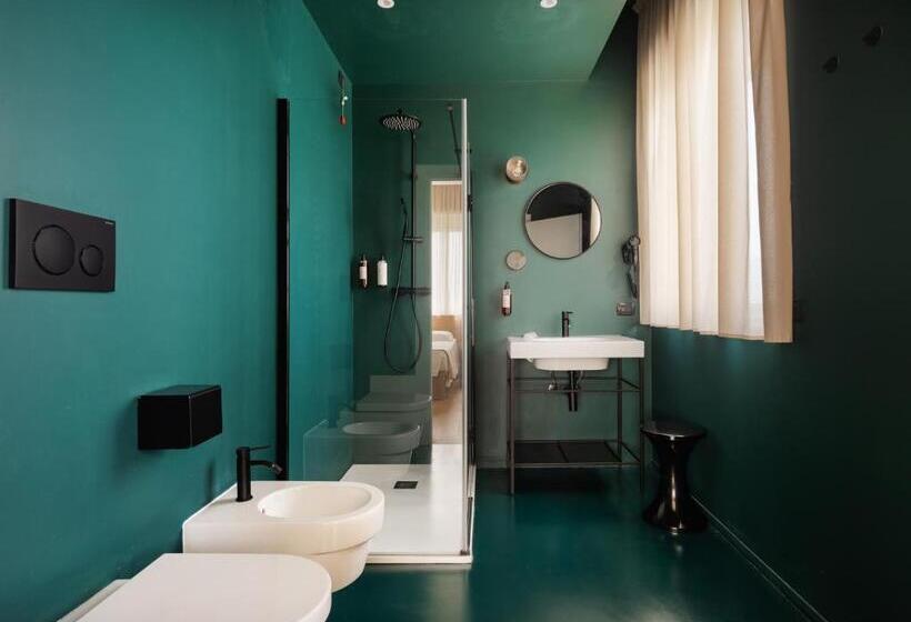 חדר קלאסי לארבעה, Re Versiliana