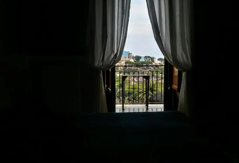 バルコニー付きスタンダードルーム, Ravello View