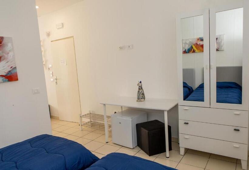 デラックスの４人部屋, Veda Elegant Rooms