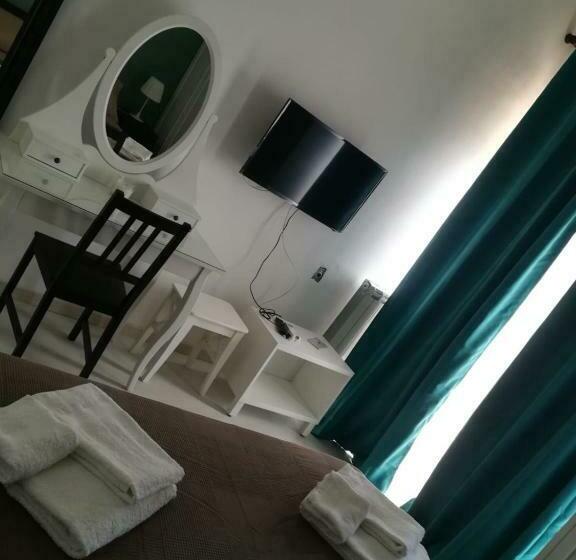 اتاق لوکس با تخت بزرگ, Guest House Domus Cicerone