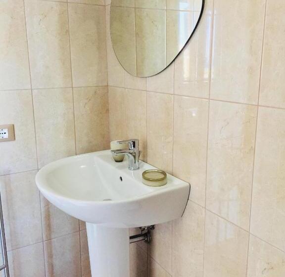 标准间带阳台, B&b Pizzomunno E Cristalda Rooms