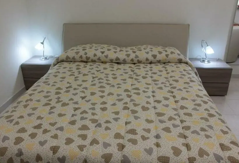 バルコニー付きデラックスルーム, Leonessa Di Puglia