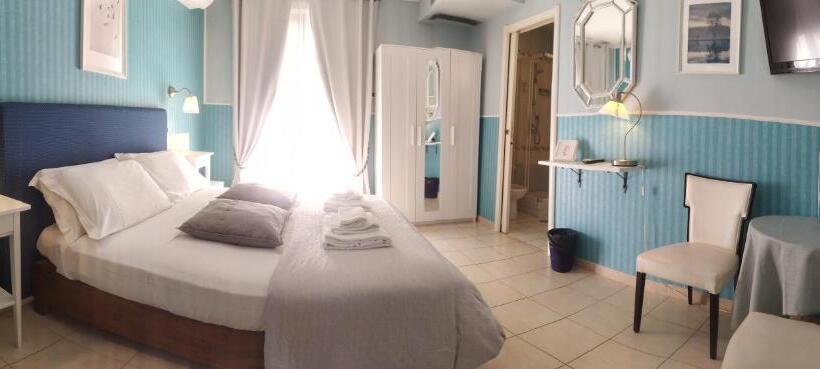 キングサイズベッドのスタンダードルーム, La Contessa B&b