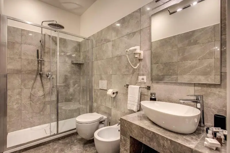 اتاق سوپریور سه تخته, Elysium Suites