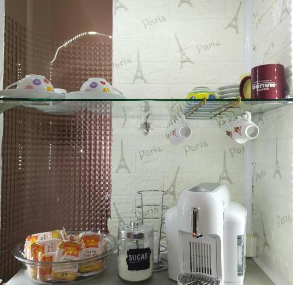 اتاق لوکس, Affittacamere Da Chris