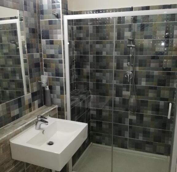 اتاق استاندارد با تخت بزرگ, Affittacamere Da Chris