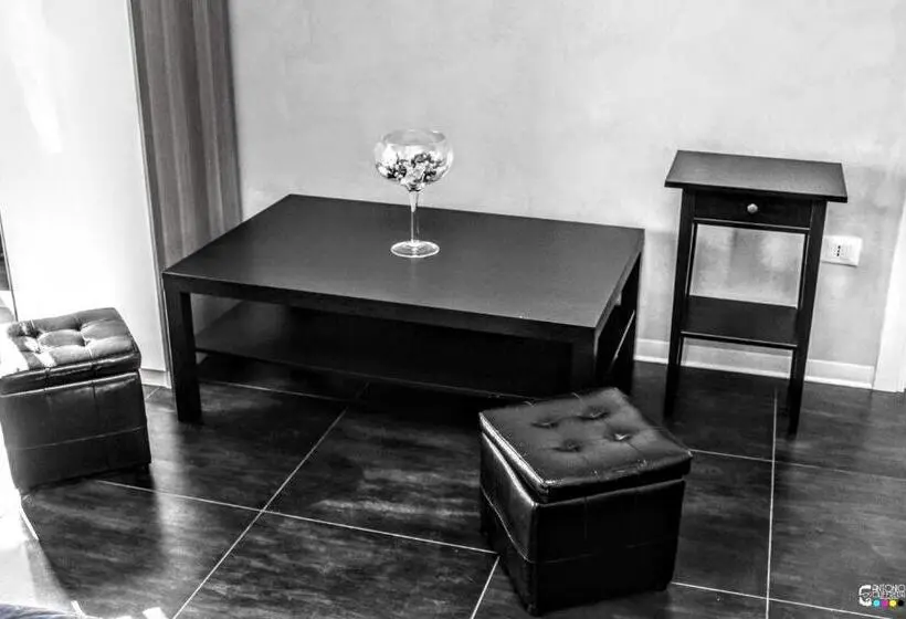 スタンダードトリプルルームの外観-バスルーム, Rooms Gli Arcangeli 2   Affitti Brevi Italia
