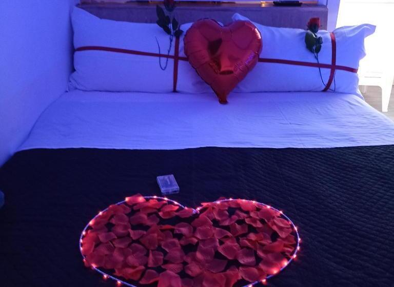 سوئیت با وان آب گرم, Palese Profumo Di Mare