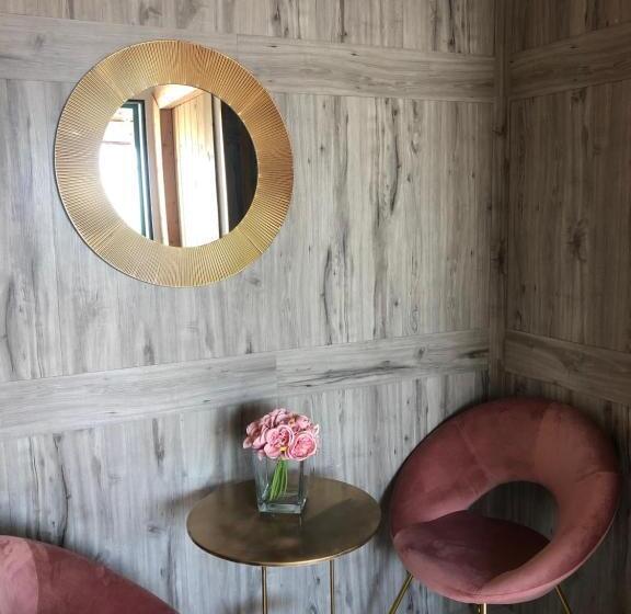 سوئیت با وان آب گرم, Palese Profumo Di Mare