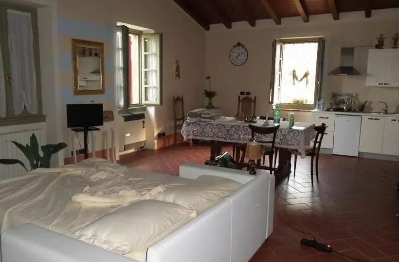 ガーデンビューのスタンダードワンルーム, Cascina Corteprimavera, B&b Del Baliot