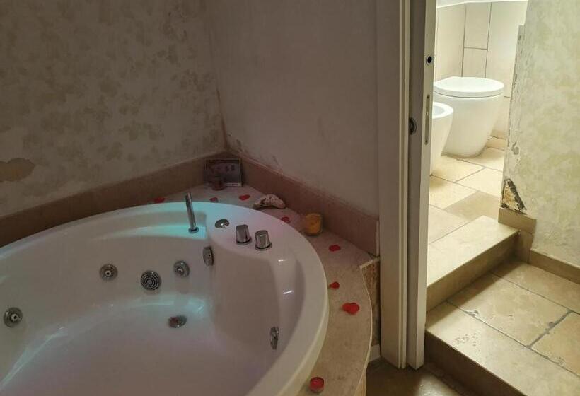 غرفة قياسية سرير كينج, Il Daviduccio