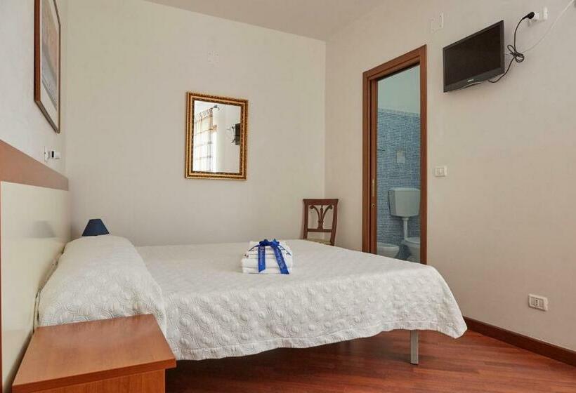 חדר אקונומי, Il Peschiciano