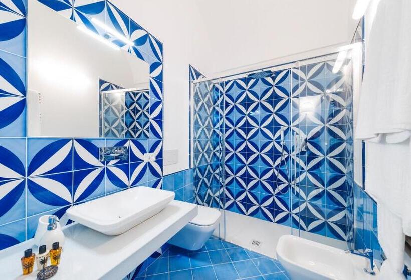 Номер Стандарт Вид на Сад, La Divina Amalfi Coast