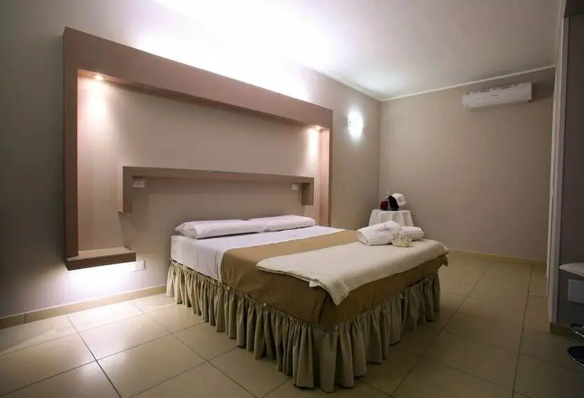 اتاق لوکس سه تخته, Morfeo Luxury Rooms