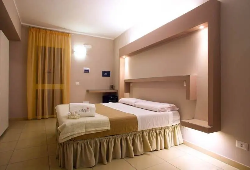 اتاق لوکس سه تخته, Morfeo Luxury Rooms