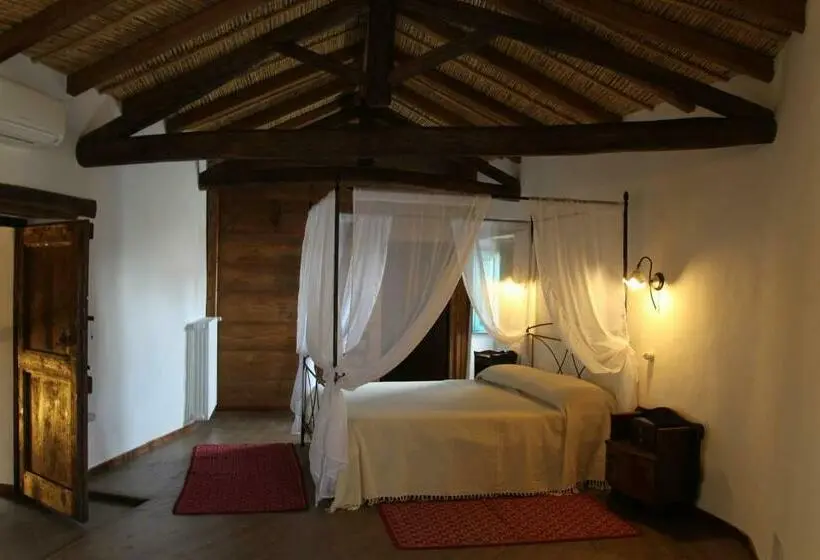 ジュニアスイート, B&b Charme Sa Pardina