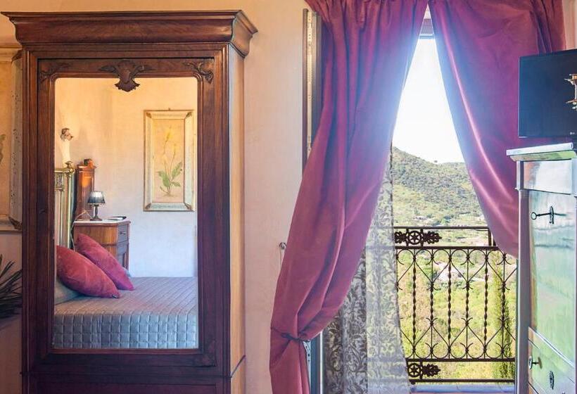 バルコニー付きスタンダードルーム, Villarose