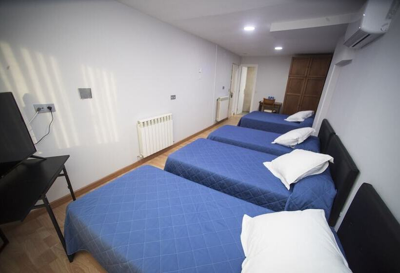 חדר משפחתי, Alba