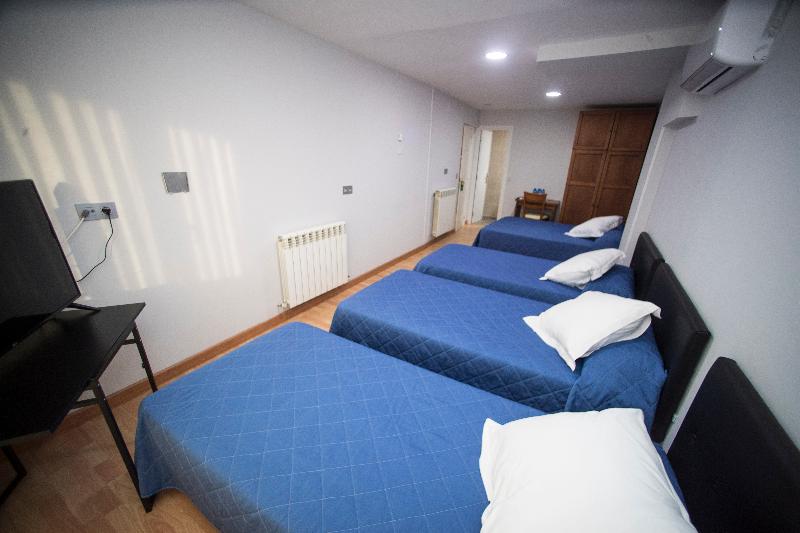 חדר משפחתי, Alba