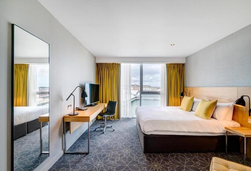 Номер Стандарт, Apex City Quay Hotel & Spa