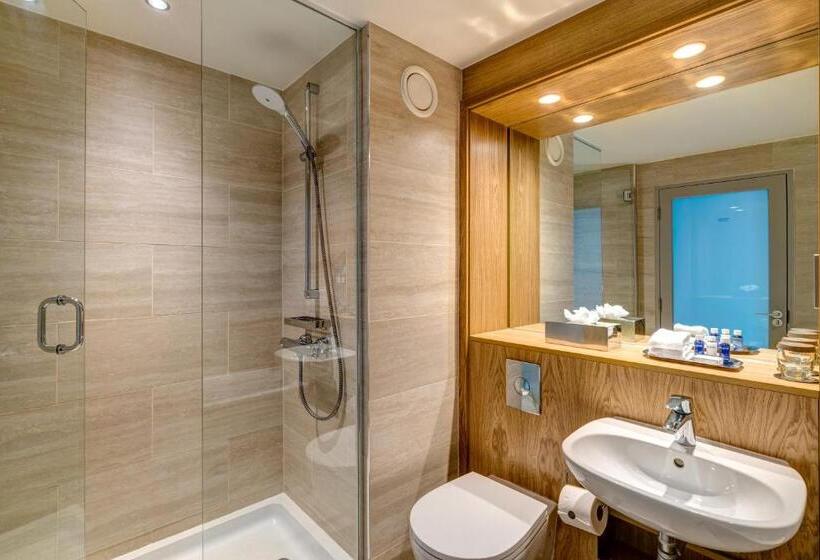 غرفة قياسية ثلاثية, Apex City Quay Hotel & Spa
