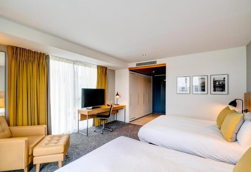 四人标准间, Apex City Quay Hotel & Spa